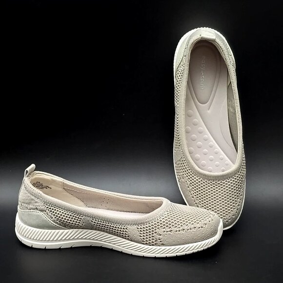 Easy Spirit Glitz 2 Slip on Lightweight Taupe Walking Shoes Women's Size 9W - Picture 1 of 12